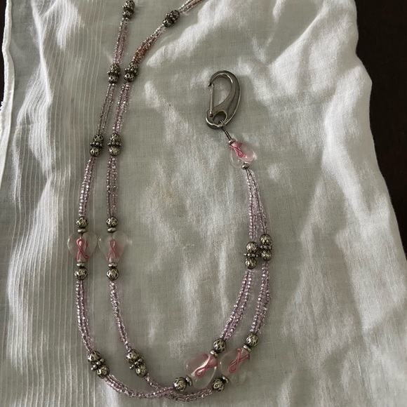 Breast Cancer awareness lanyard - Picture 2 of 4